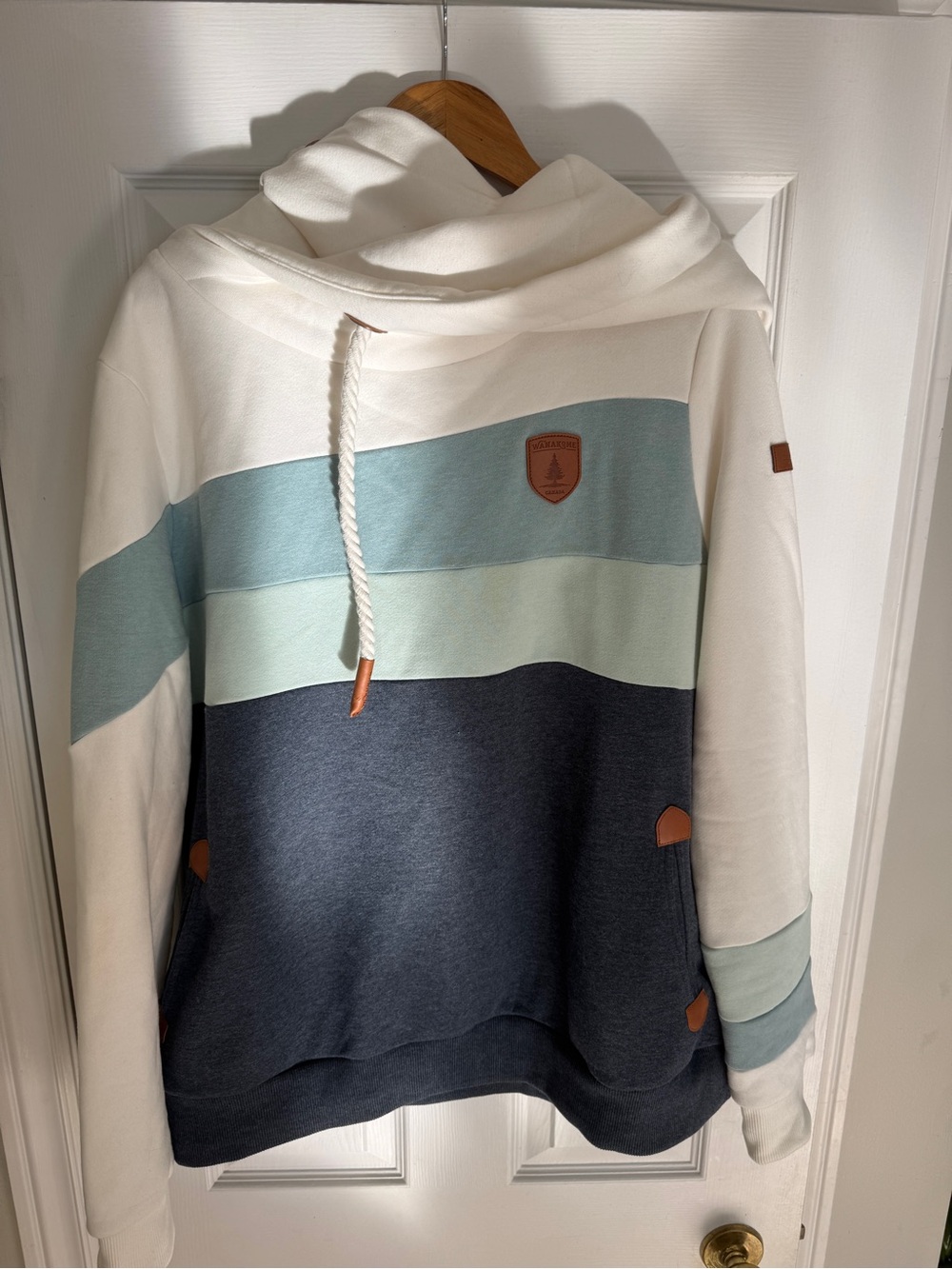 Wanakome Colorblock Hooded Sweater - Cream, Light Blue, Mint & Navy